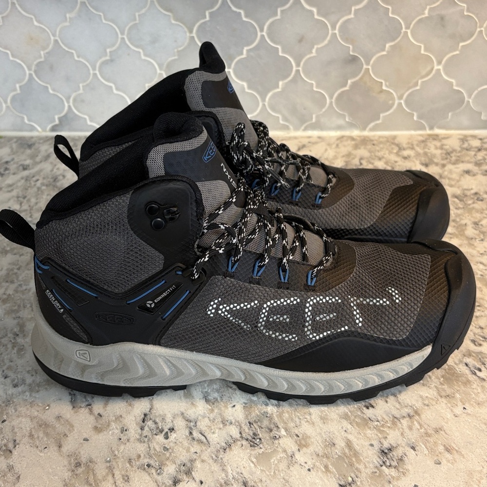 Keen Men's NXIS Evo Mid Waterproof Hiking Boots-NIB-Magnet/Bright Cobalt-Size 10 - Picture 3 of 7